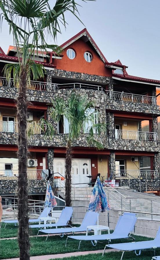Hypnotic Villa Piteşti Kültér fotó