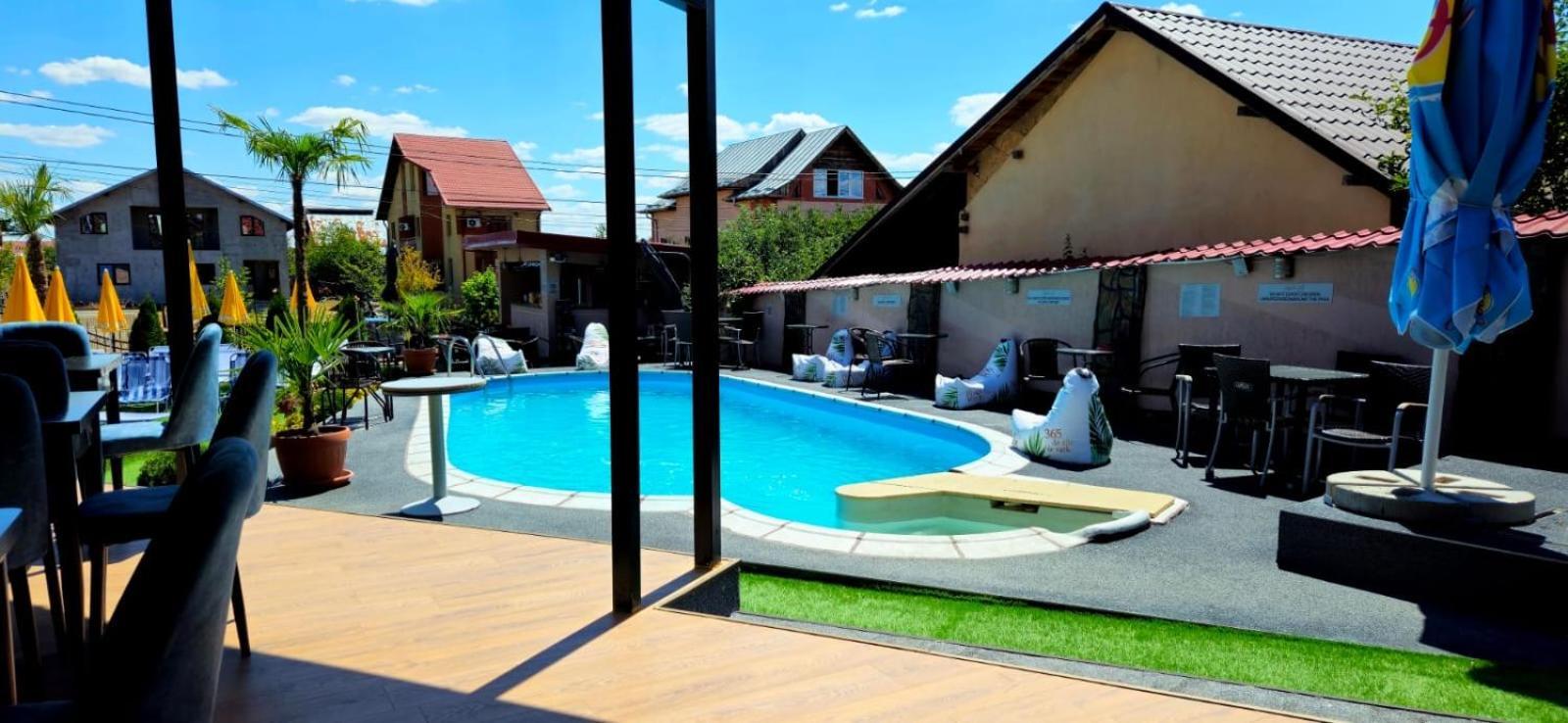 Hypnotic Villa Piteşti Kültér fotó
