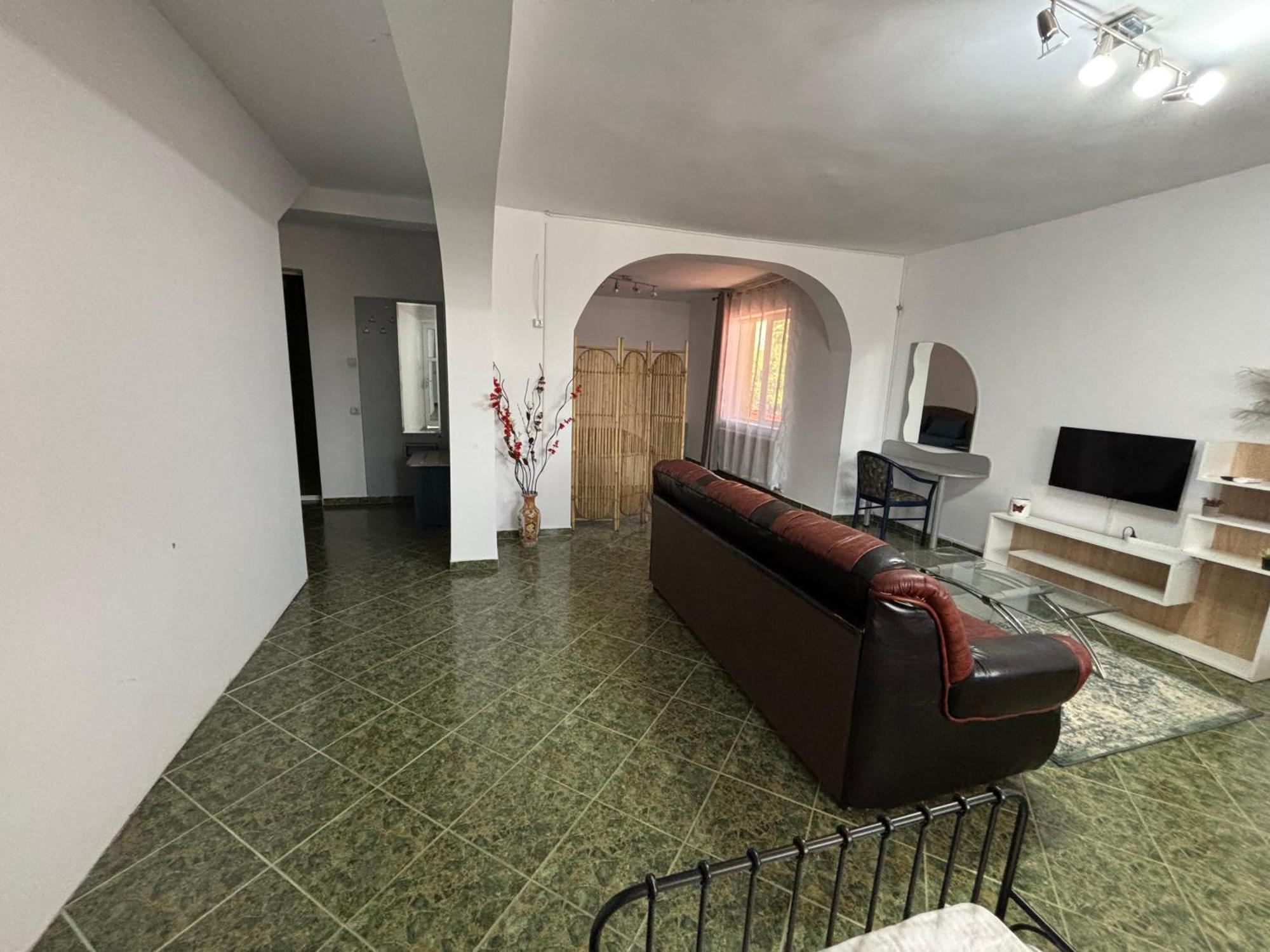 Hypnotic Villa Piteşti Kültér fotó