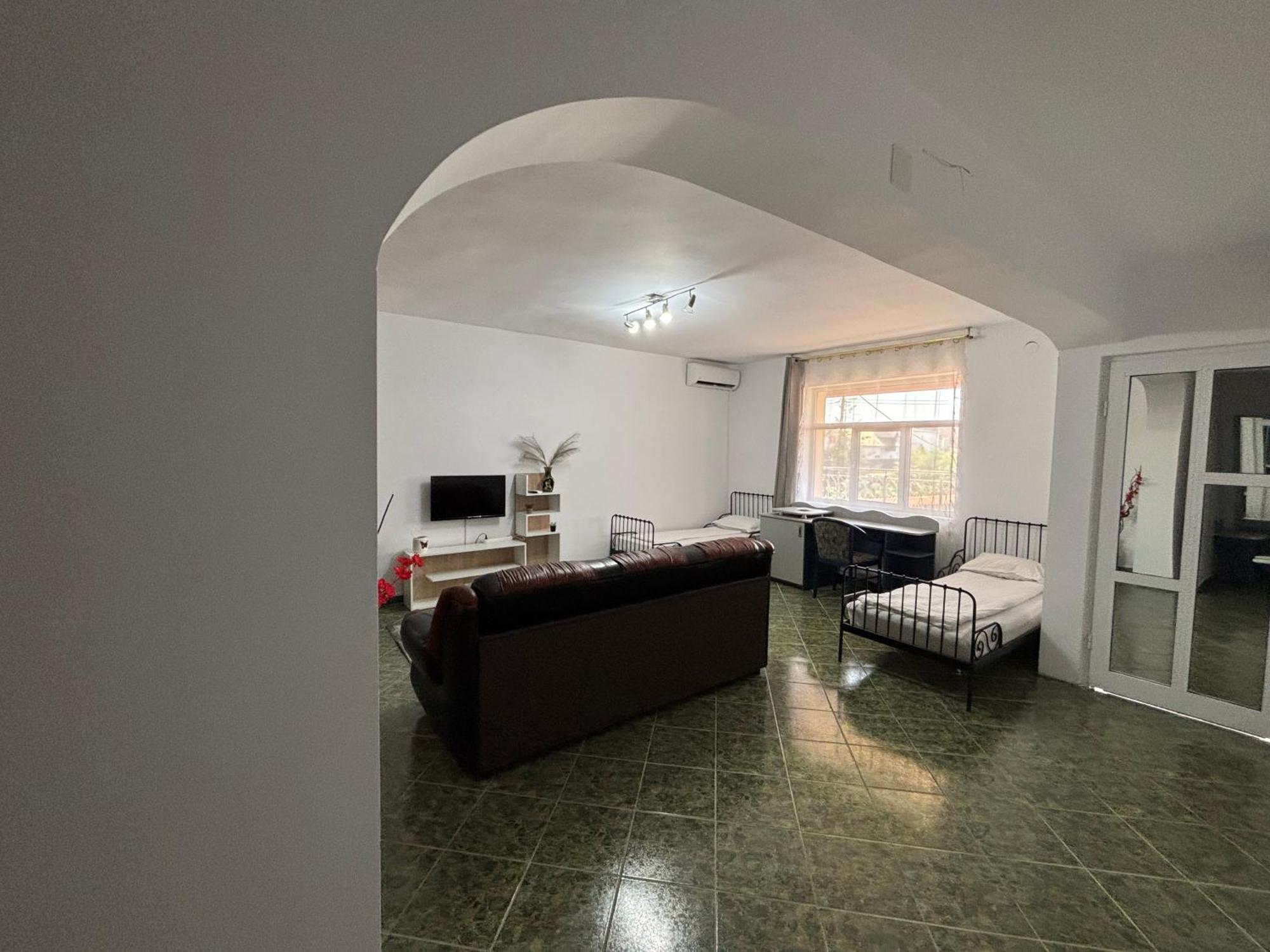 Hypnotic Villa Piteşti Kültér fotó